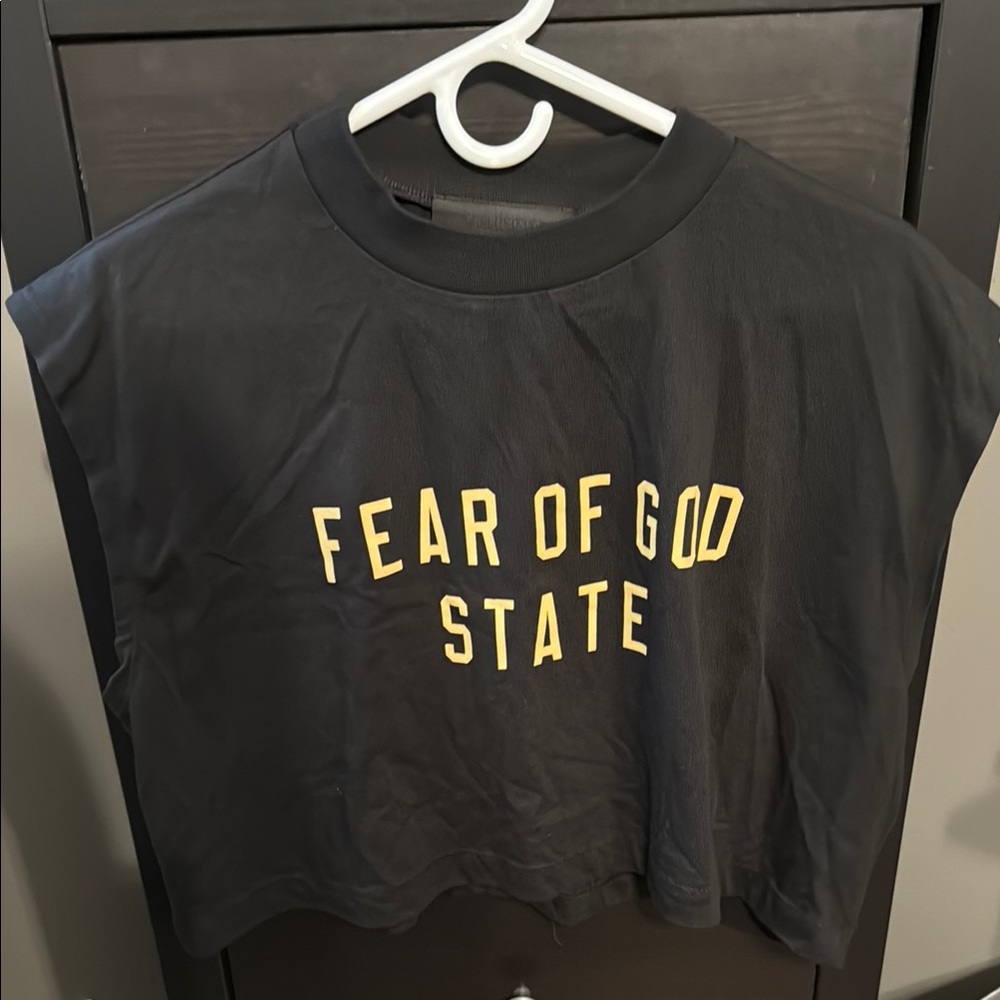 Fear of God Essentials Cropped muscle tank